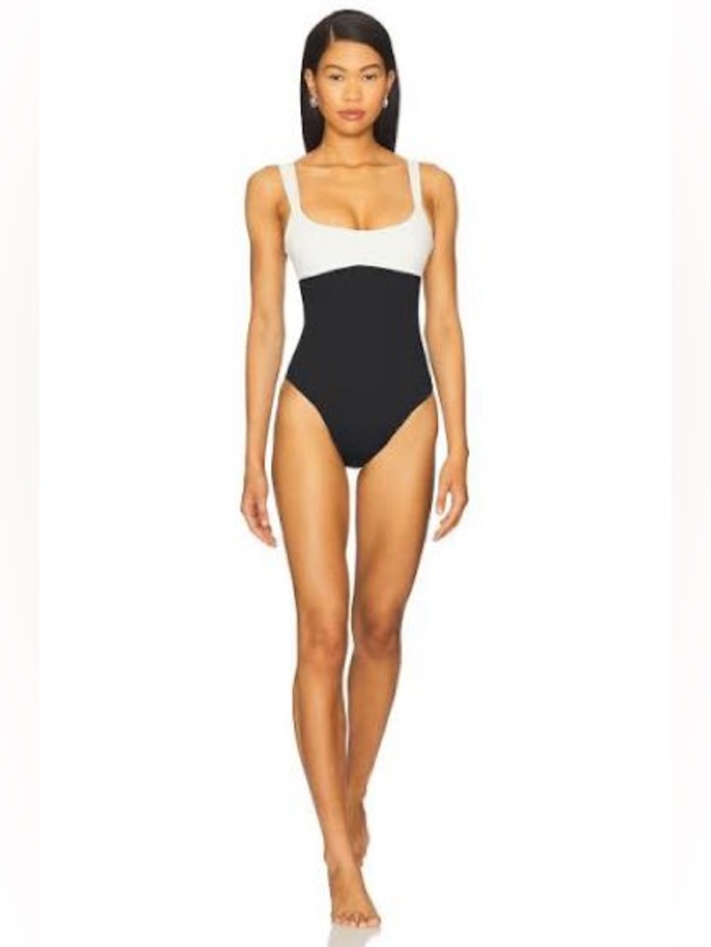 l*space Descanso Color Block White and Black Scoop One-Piece Swimsuit - Picture 3 of 7